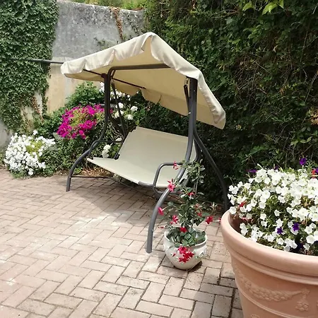 Relais Poschi Bed & Breakfast 4*