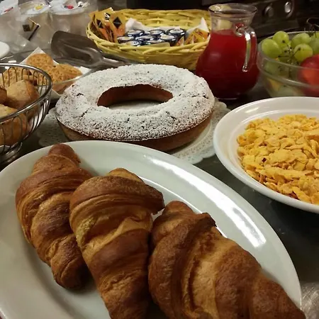 ベッド・アンド・ブレックファスト Relais Poschi 4*