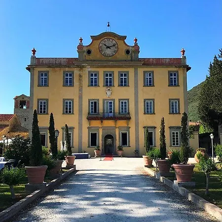 Relais Poschi 4*