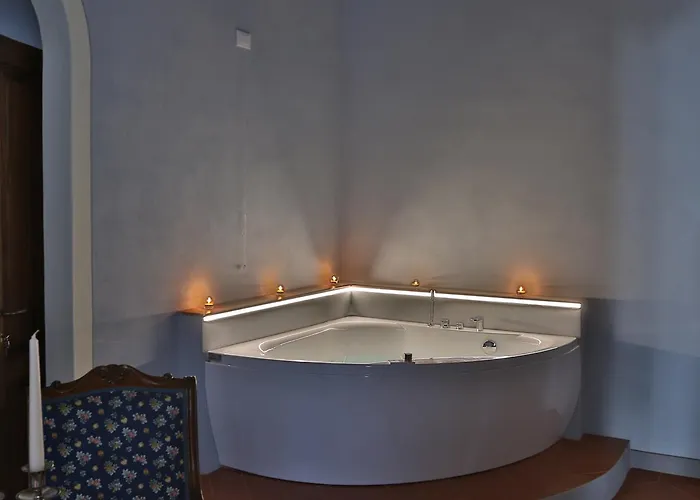 Relais Poschi 4* Pugnano