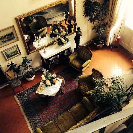 Relais Poschi Bed & Breakfast 3*