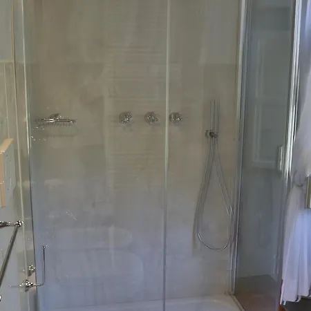 Relais Poschi 3*