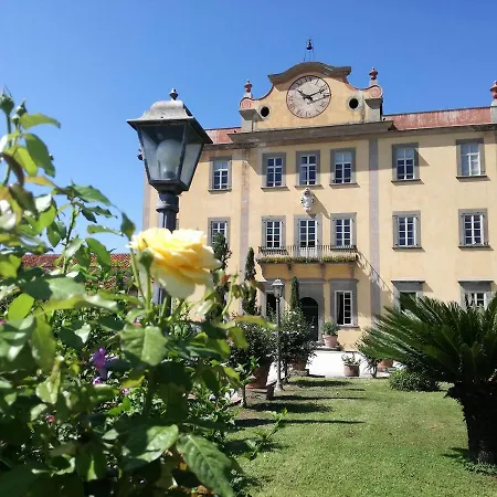 Relais Poschi Bed & Breakfast 3*